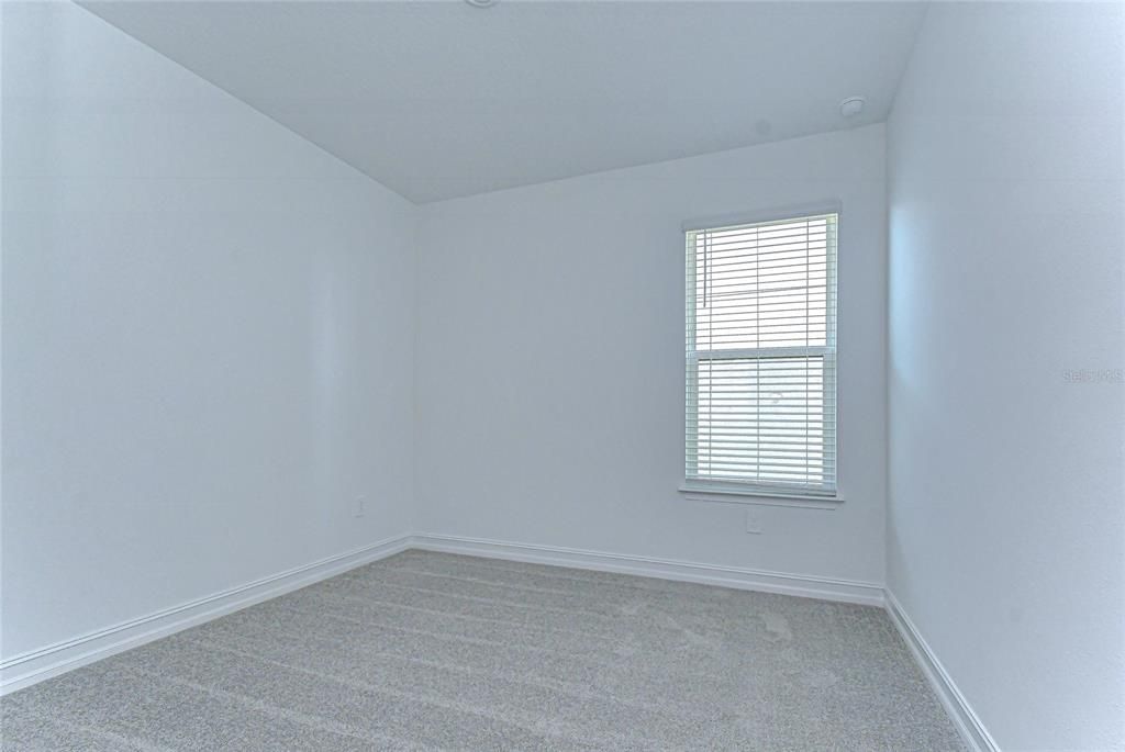 En Renta: $2,800 (4 camas, 3 baños, 2156 Pies cuadrados)