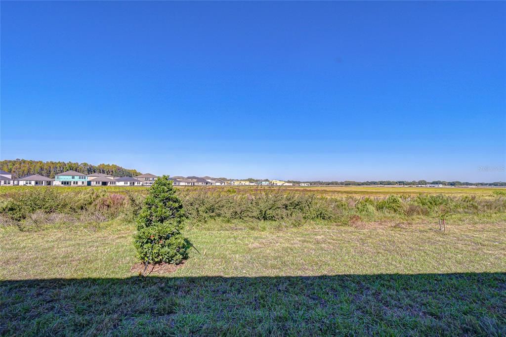 En Renta: $2,800 (4 camas, 3 baños, 2156 Pies cuadrados)