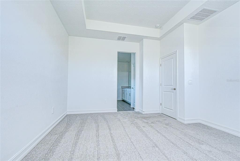 En Renta: $2,800 (4 camas, 3 baños, 2156 Pies cuadrados)