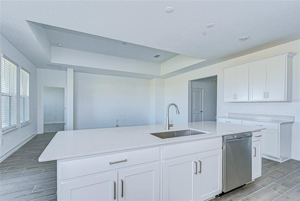 En Renta: $2,800 (4 camas, 3 baños, 2156 Pies cuadrados)