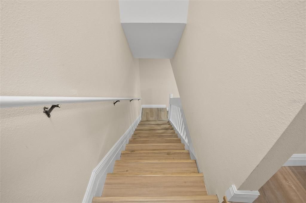 For Sale: $289,900 (2 beds, 2 baths, 1260 Square Feet)