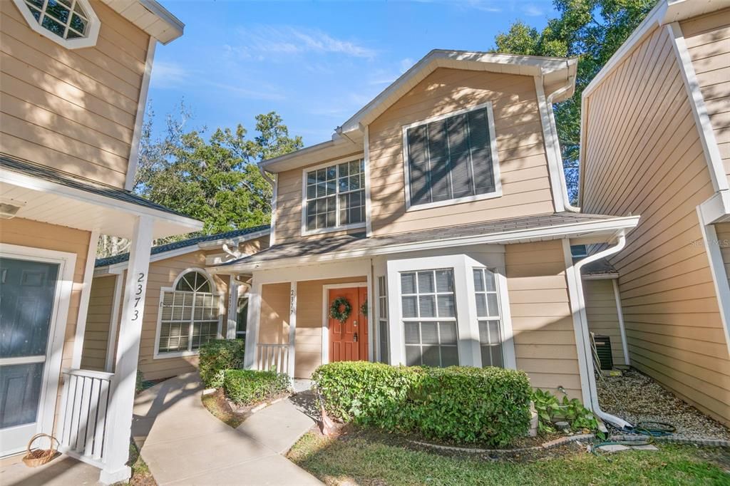 For Sale: $289,900 (2 beds, 2 baths, 1260 Square Feet)