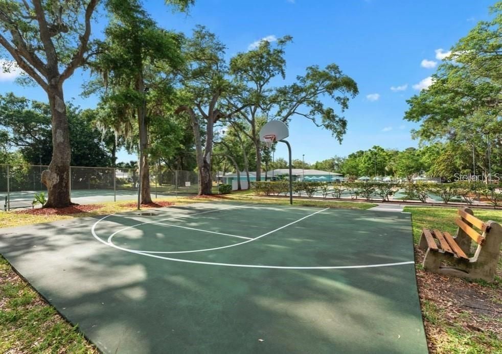 For Sale: $289,900 (2 beds, 2 baths, 1260 Square Feet)