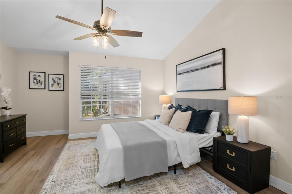 For Sale: $289,900 (2 beds, 2 baths, 1260 Square Feet)