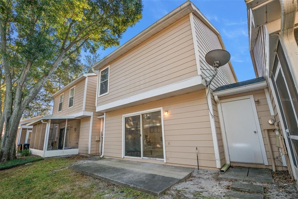 For Sale: $289,900 (2 beds, 2 baths, 1260 Square Feet)