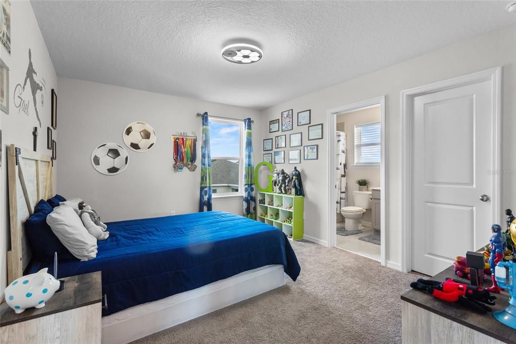 На продажу: $525,000 (4 спален, 3 ванн, 3021 Квадратных фут)