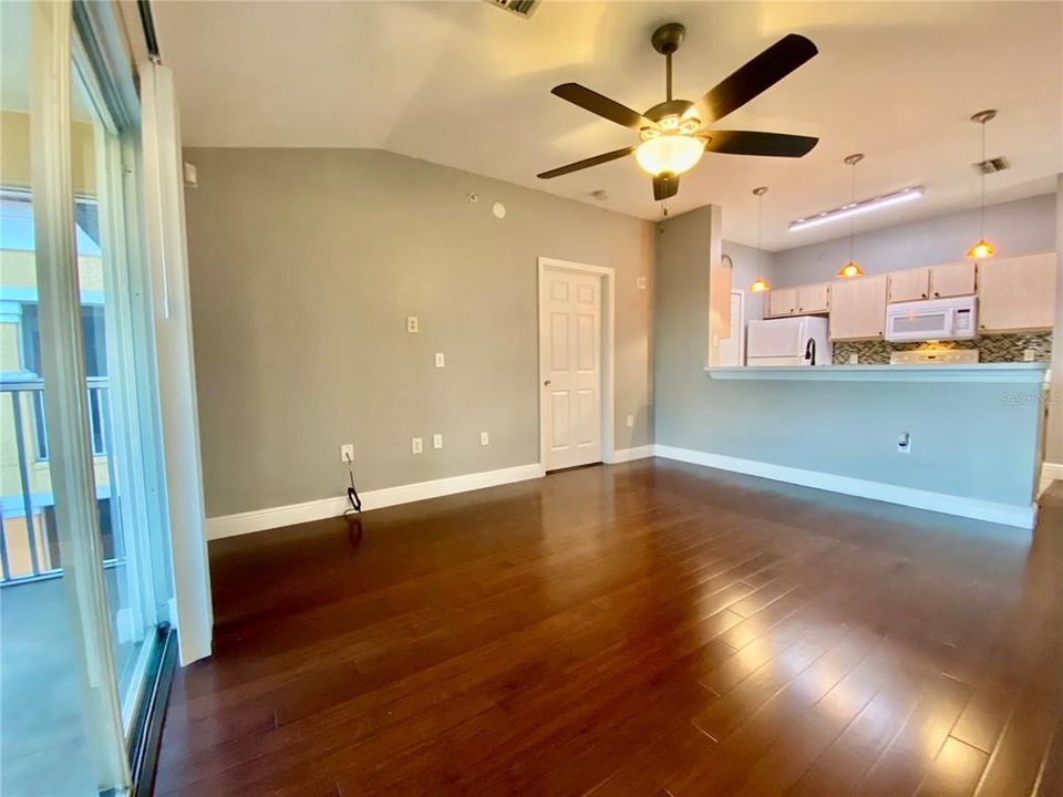 En Renta: $1,700 (2 camas, 2 baños, 1043 Pies cuadrados)