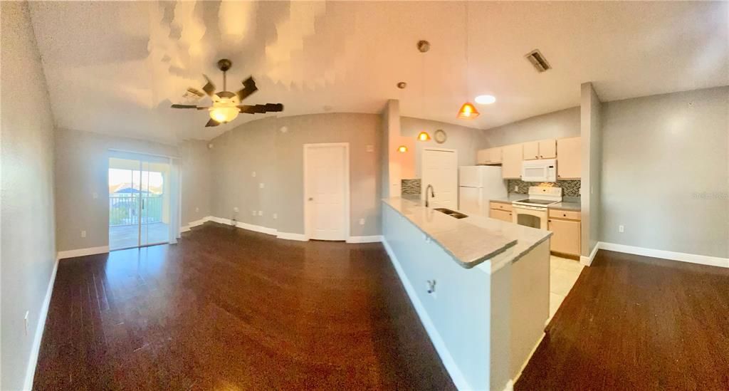 En Renta: $1,700 (2 camas, 2 baños, 1043 Pies cuadrados)