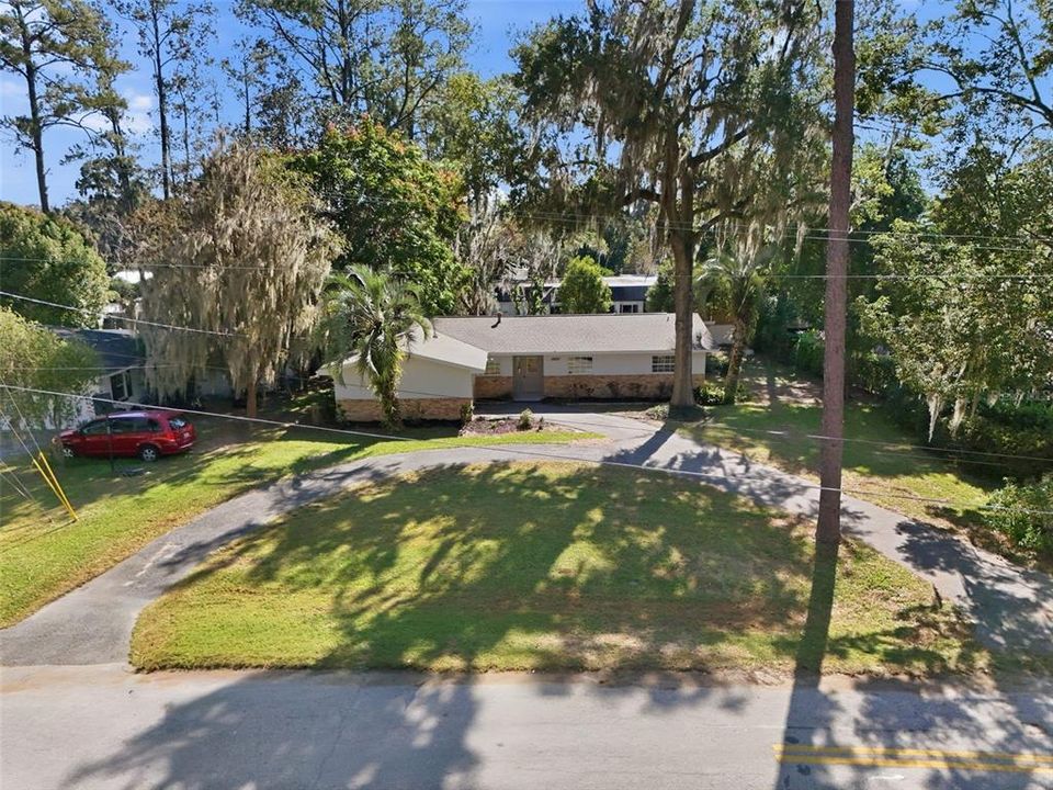 Active With Contract: $275,000 (3 beds, 2 baths, 1722 Square Feet)