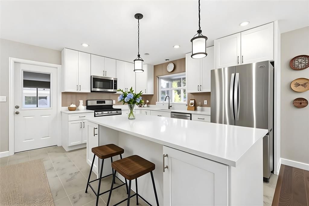 Active With Contract: $275,000 (3 beds, 2 baths, 1722 Square Feet)