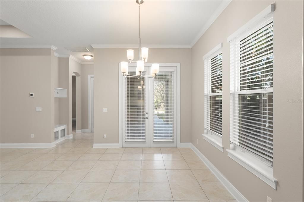 В аренду: $3,900 (3 спален, 2 ванн, 2293 Квадратных фут)