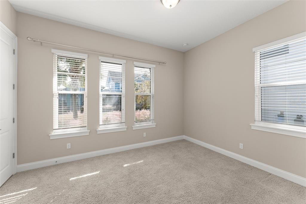 В аренду: $3,900 (3 спален, 2 ванн, 2293 Квадратных фут)