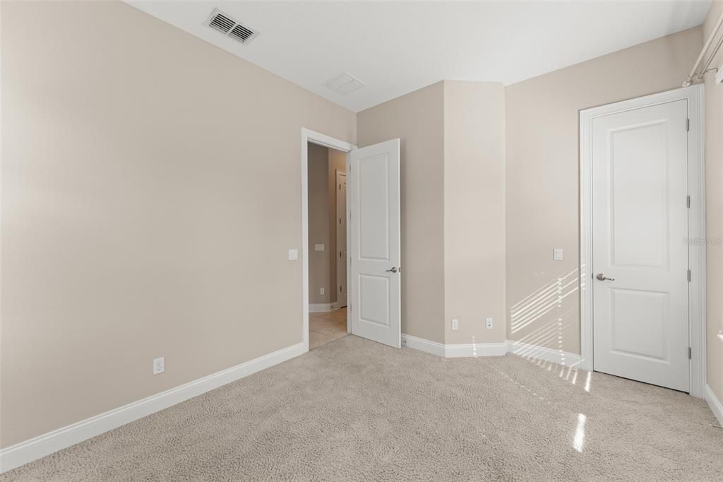 В аренду: $3,900 (3 спален, 2 ванн, 2293 Квадратных фут)