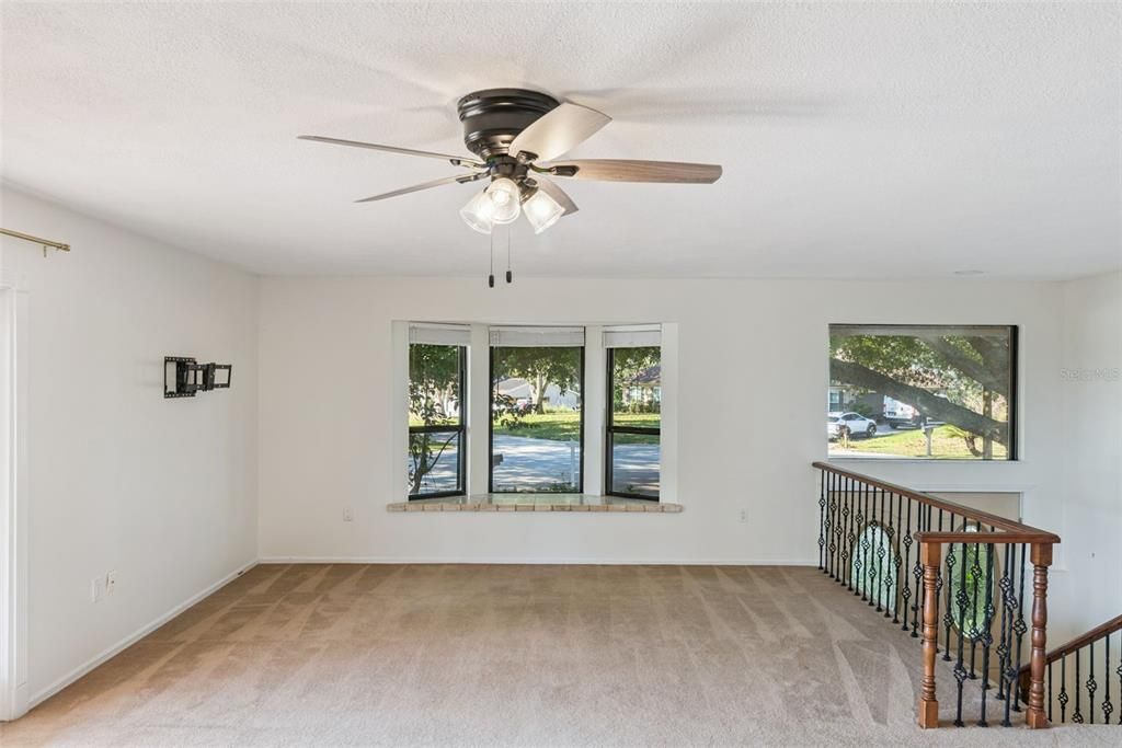 For Sale: $474,900 (3 beds, 2 baths, 2157 Square Feet)