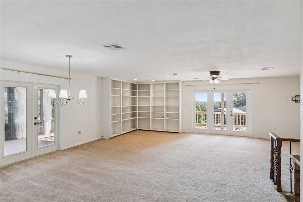 For Sale: $474,900 (3 beds, 2 baths, 2157 Square Feet)