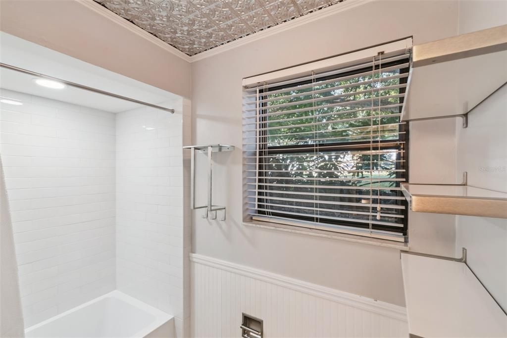 For Sale: $474,900 (3 beds, 2 baths, 2157 Square Feet)