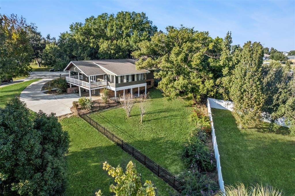 For Sale: $474,900 (3 beds, 2 baths, 2157 Square Feet)