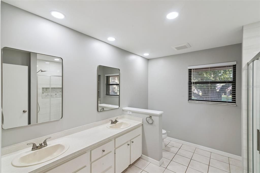 For Sale: $474,900 (3 beds, 2 baths, 2157 Square Feet)