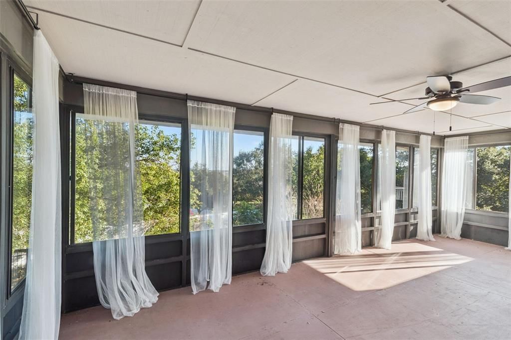 For Sale: $474,900 (3 beds, 2 baths, 2157 Square Feet)