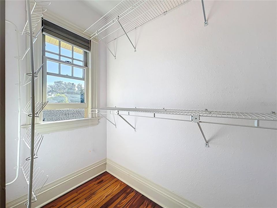 For Sale: $733,000 (4 beds, 3 baths, 2453 Square Feet)