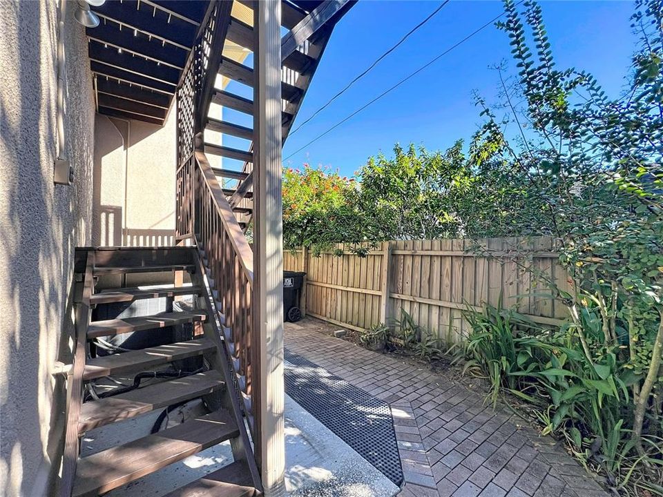 For Sale: $733,000 (4 beds, 3 baths, 2453 Square Feet)