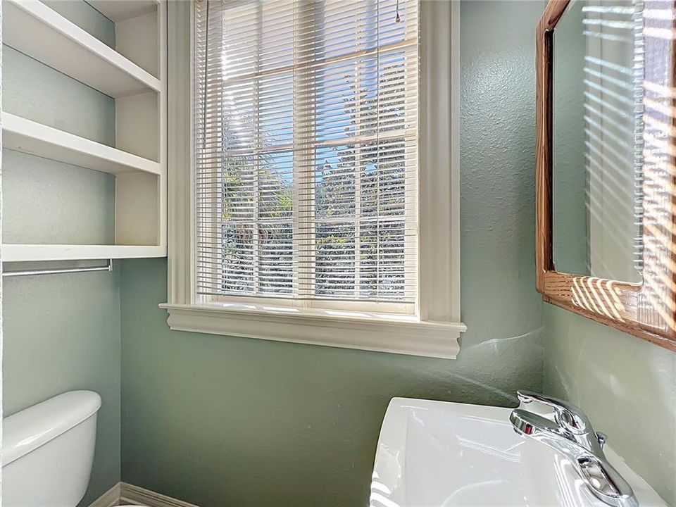 For Sale: $733,000 (4 beds, 3 baths, 2453 Square Feet)