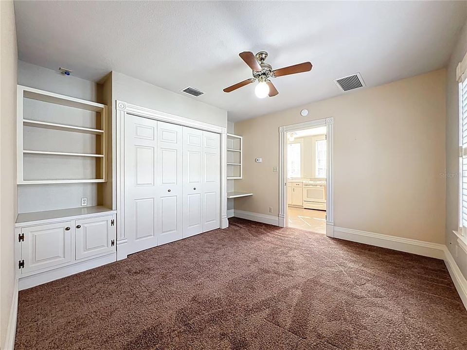 For Sale: $733,000 (4 beds, 3 baths, 2453 Square Feet)