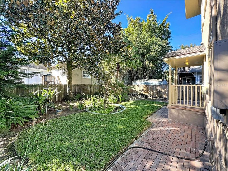 For Sale: $733,000 (4 beds, 3 baths, 2453 Square Feet)