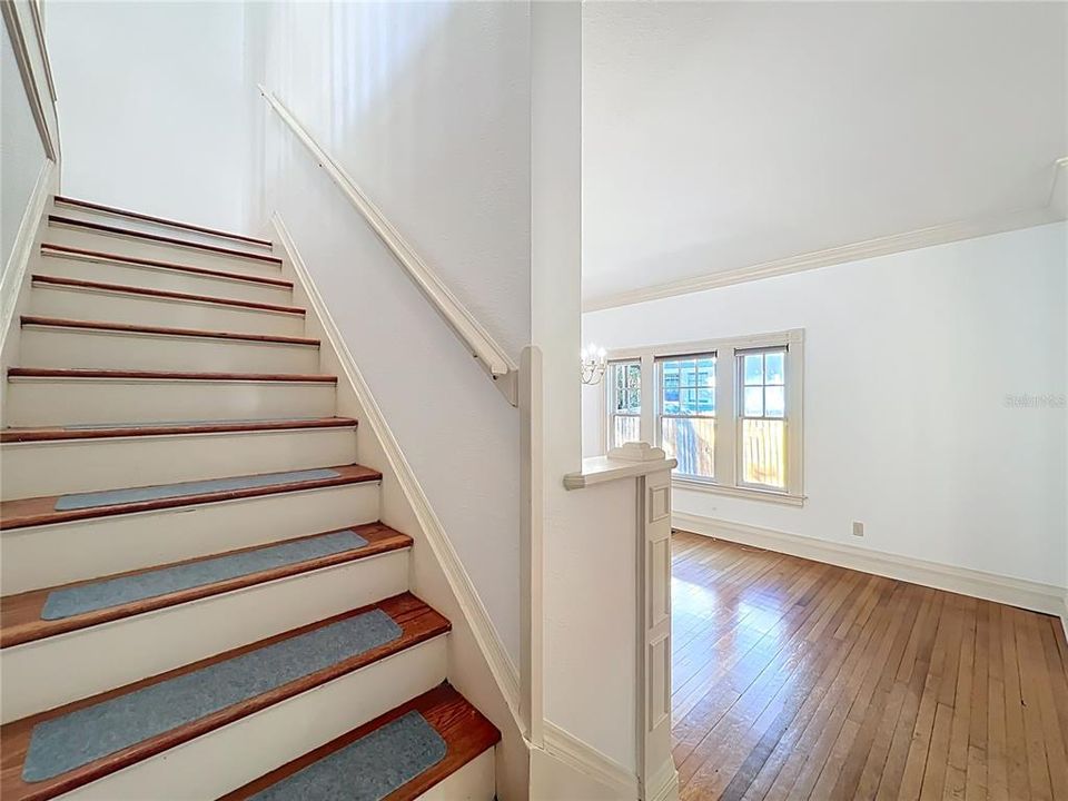 For Sale: $733,000 (4 beds, 3 baths, 2453 Square Feet)