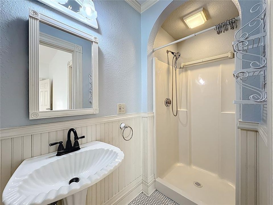 For Sale: $733,000 (4 beds, 3 baths, 2453 Square Feet)