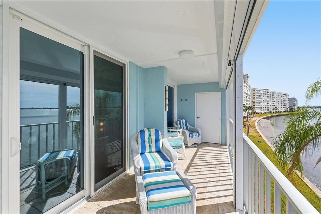 待售: $480,000 (2 贝兹, 2 浴室, 1255 平方英尺)