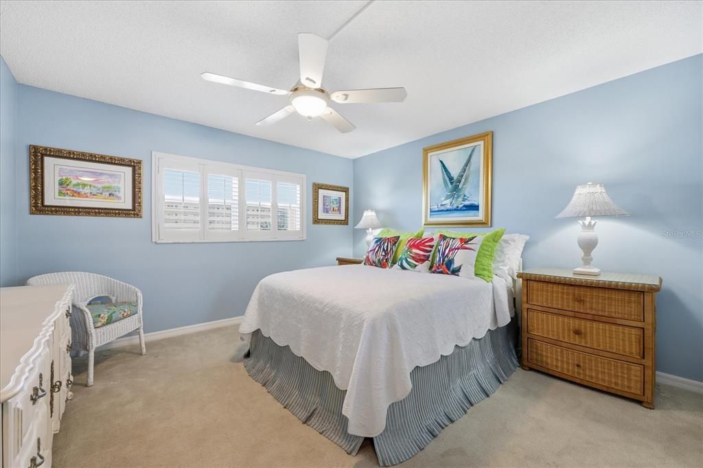 待售: $480,000 (2 贝兹, 2 浴室, 1255 平方英尺)