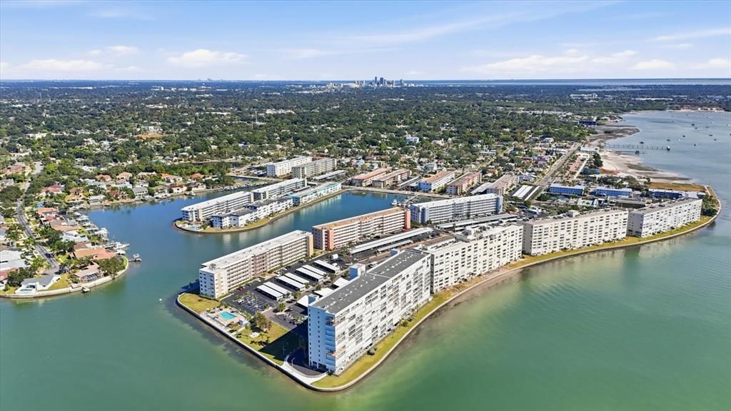 待售: $480,000 (2 贝兹, 2 浴室, 1255 平方英尺)