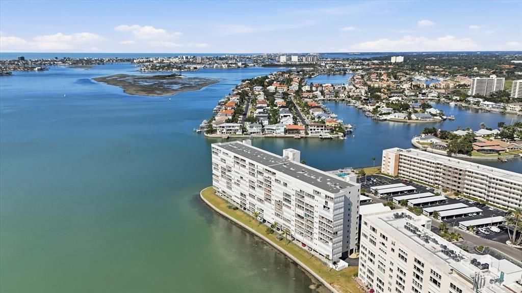 待售: $480,000 (2 贝兹, 2 浴室, 1255 平方英尺)