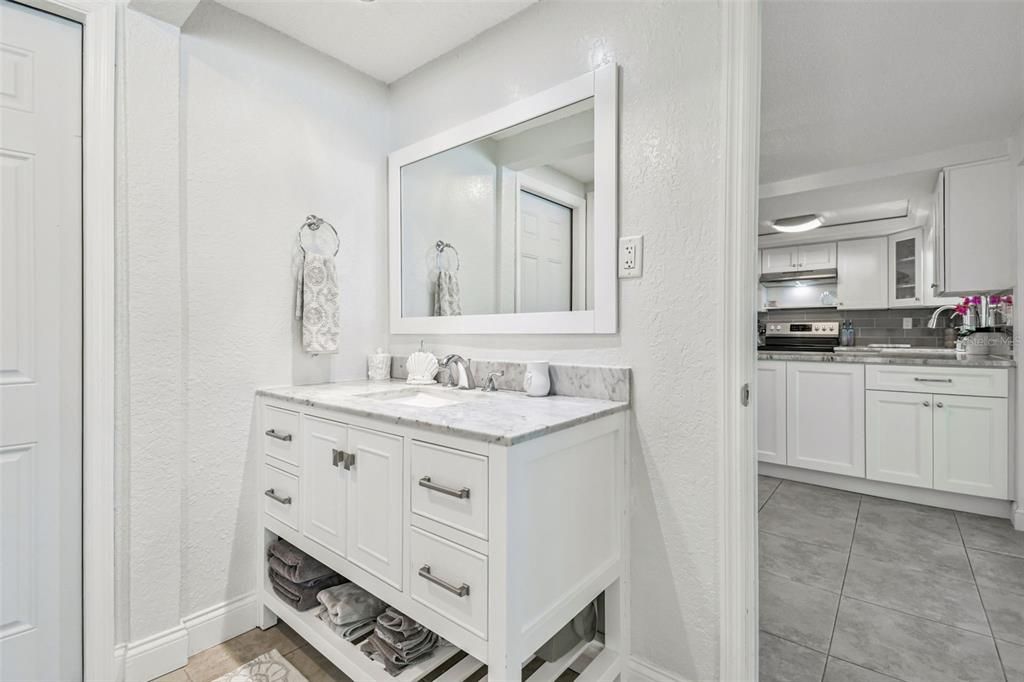 For Sale: $349,900 (3 beds, 2 baths, 1307 Square Feet)