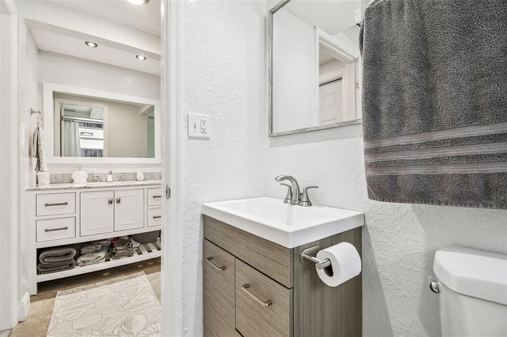 For Sale: $349,900 (3 beds, 2 baths, 1307 Square Feet)