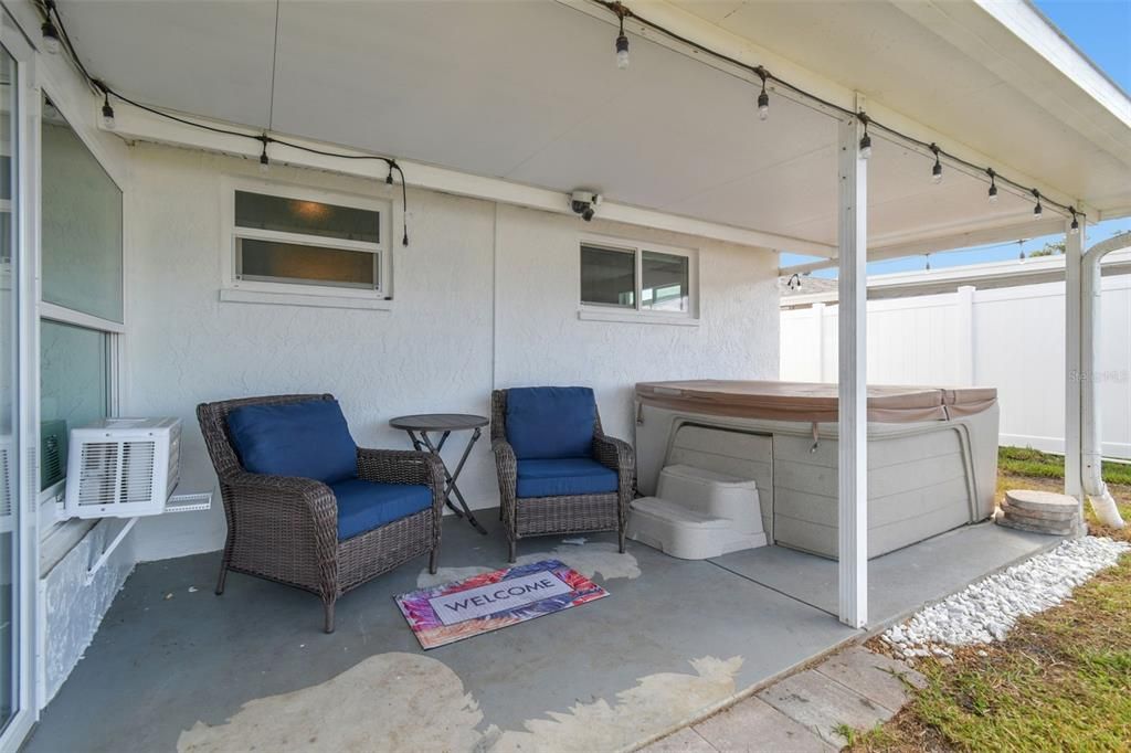 For Sale: $349,900 (3 beds, 2 baths, 1307 Square Feet)