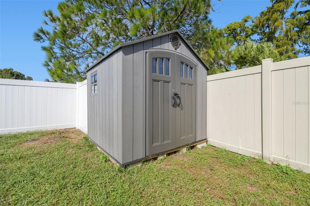 For Sale: $349,900 (3 beds, 2 baths, 1307 Square Feet)