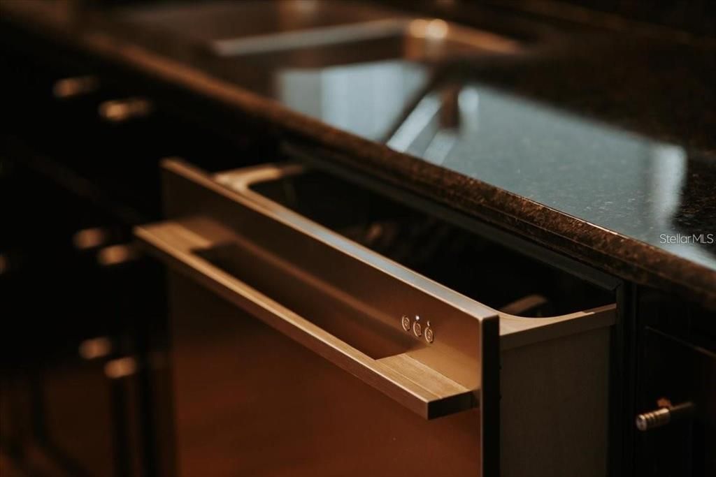 出租: $3,650 (2 贝兹, 2 浴室, 2162 平方英尺)