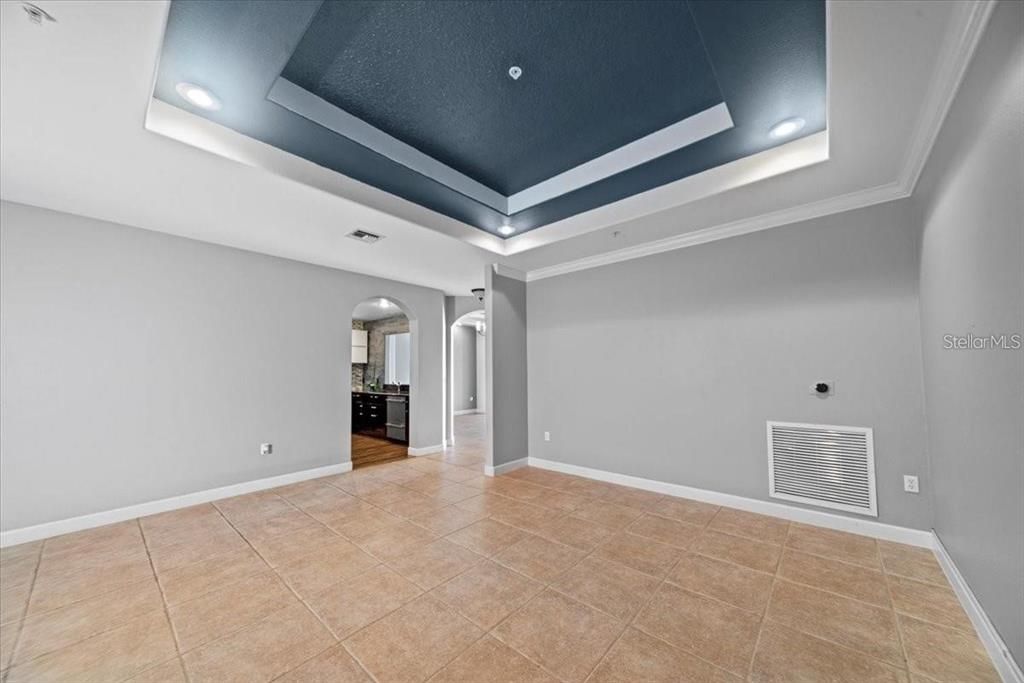 出租: $3,650 (2 贝兹, 2 浴室, 2162 平方英尺)