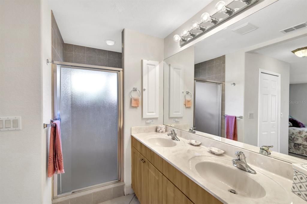 待售: $369,900 (3 贝兹, 2 浴室, 1419 平方英尺)