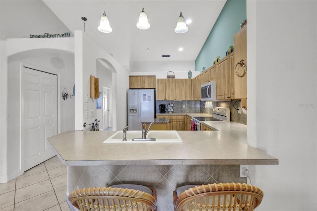 待售: $369,900 (3 贝兹, 2 浴室, 1419 平方英尺)