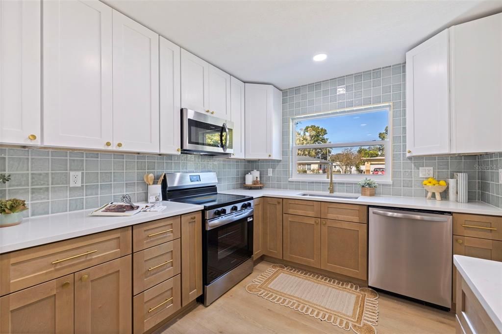 待售: $525,000 (3 贝兹, 2 浴室, 1456 平方英尺)