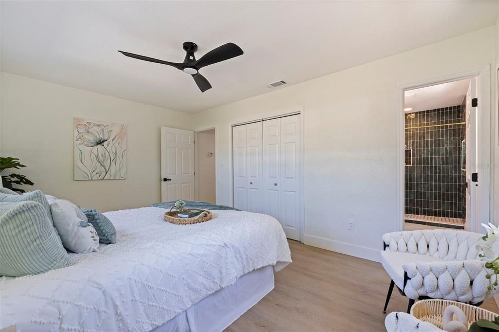 待售: $525,000 (3 贝兹, 2 浴室, 1456 平方英尺)