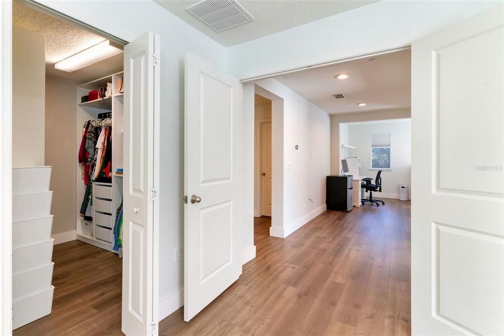 For Sale: $749,000 (3 beds, 3 baths, 2744 Square Feet)