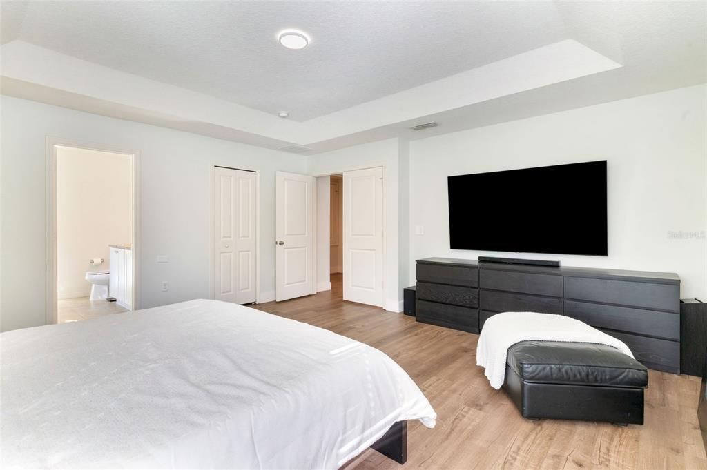 For Sale: $749,000 (3 beds, 3 baths, 2744 Square Feet)