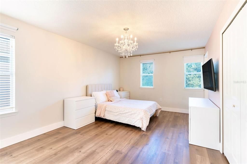 For Sale: $749,000 (3 beds, 3 baths, 2744 Square Feet)