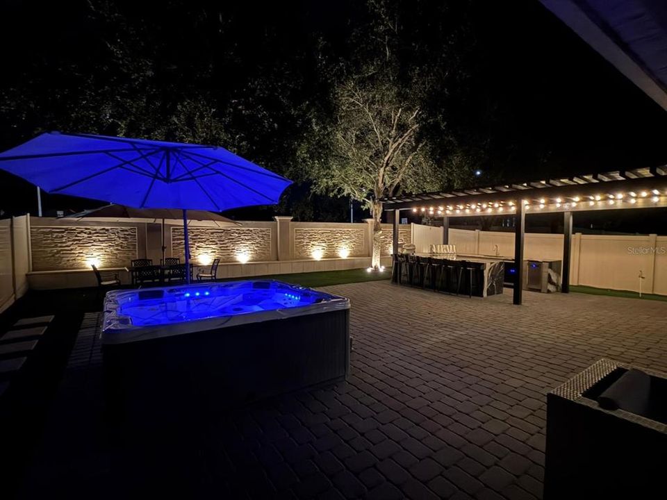 For Sale: $749,000 (3 beds, 3 baths, 2744 Square Feet)