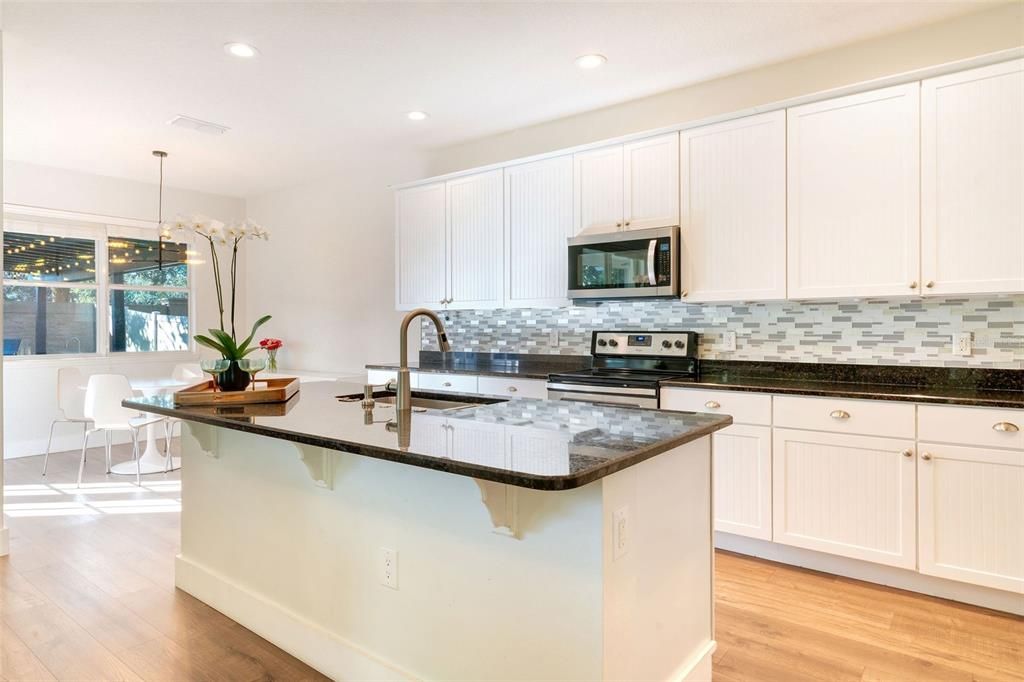 For Sale: $749,000 (3 beds, 3 baths, 2744 Square Feet)