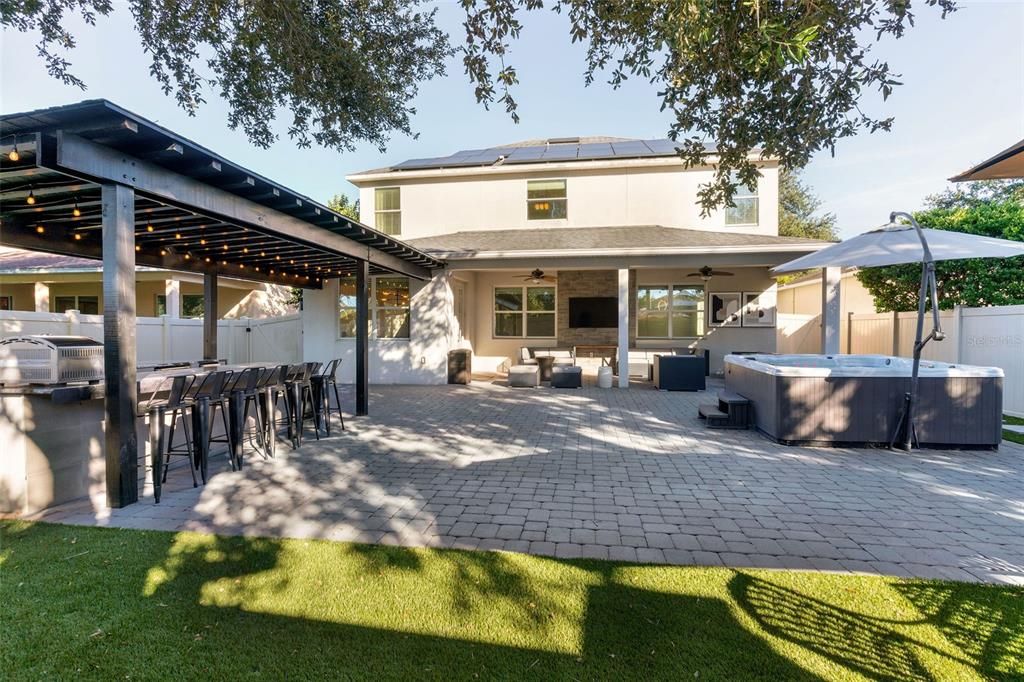 For Sale: $749,000 (3 beds, 3 baths, 2744 Square Feet)